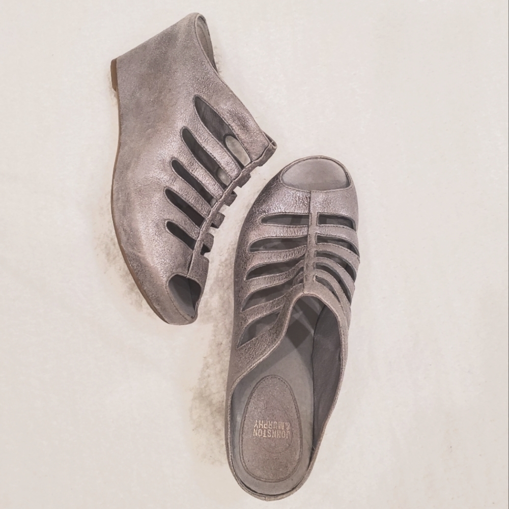 JOHNSTON & MURPHY wedge sandal heels